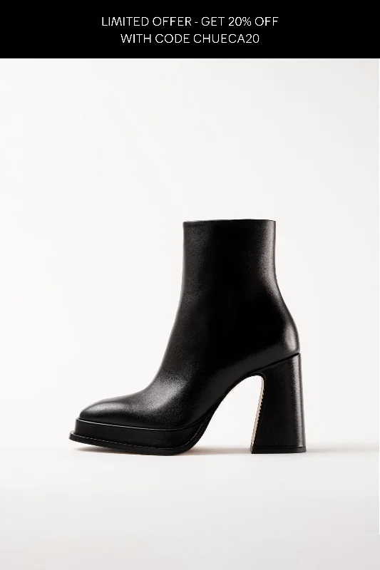 CHUECA - Black Leather Platform Boots