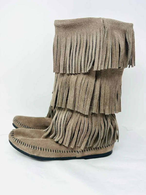 Minnetonka Size 9 Gray Fringe Suede Shoes Boots