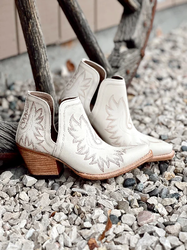 The Dixon Boot in Ivory