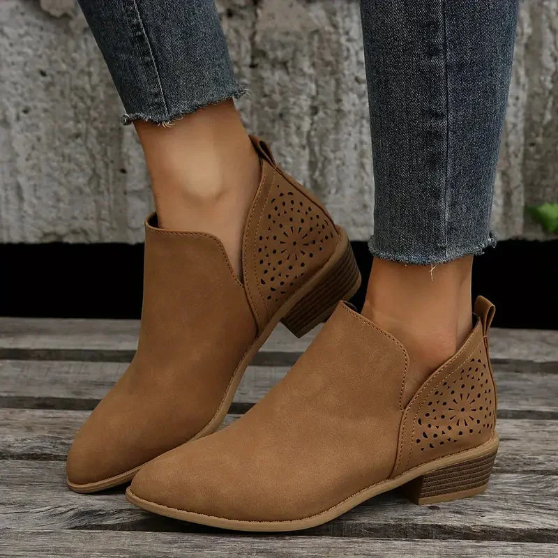 WOMEN'S CHUNKY RETRO LOW HEELS BOOTS 2024