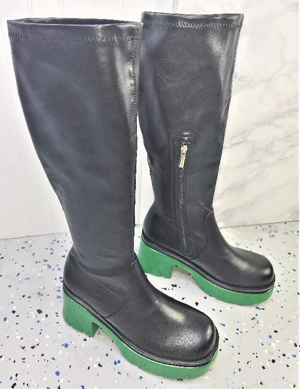 PIPELINE~BLACK & GREEN PLATFORM BOOTS